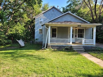 609 W 6th St, Newton, KS, 67114