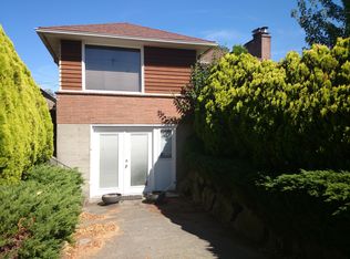 5950 39th Ave SW, Seattle, WA 98136