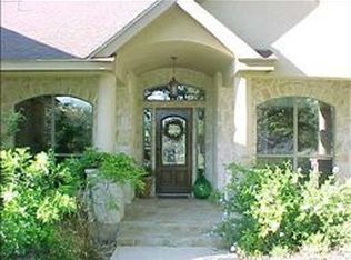 408 Rose Blossom Loop, La Vernia, TX 78121