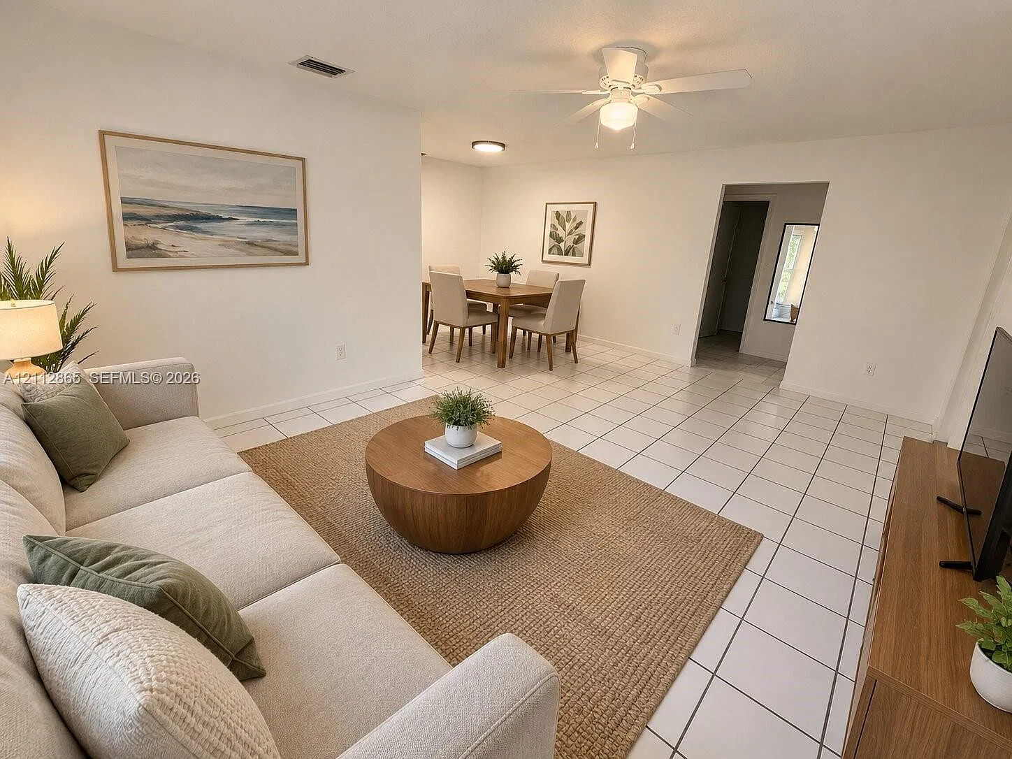 2 bed, 2.0 bath, 5724 sqft, $2,100 — Photo 1