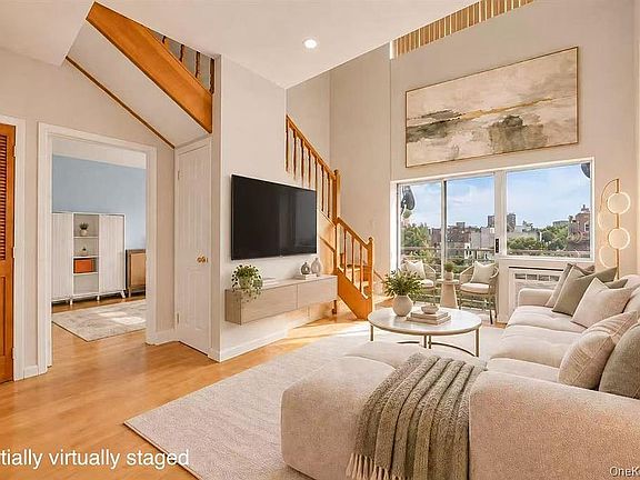 3rd image of 13987 35th Ave APT 6B