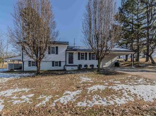 213 Center Valley Dr, Paragould, AR 72450