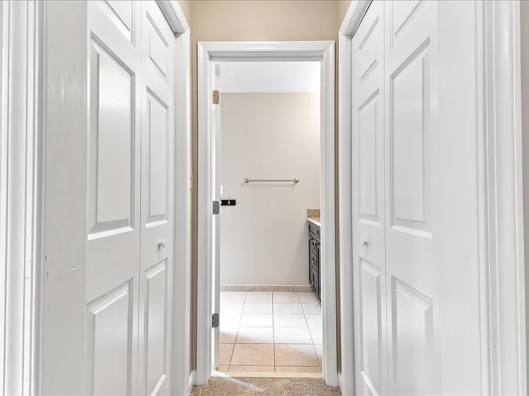 111 Launchris Dr — Photo 89