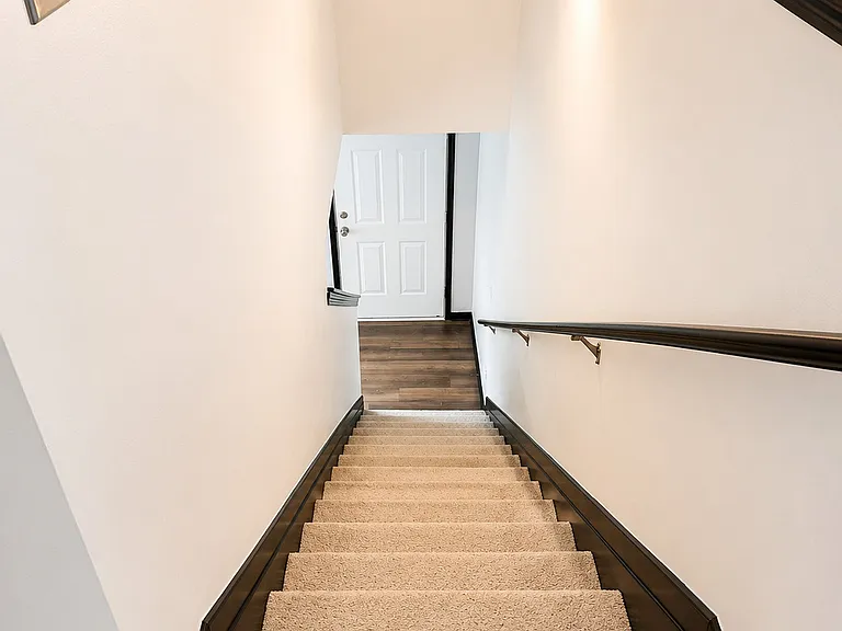 105 Loblolly Ln — Photo 6