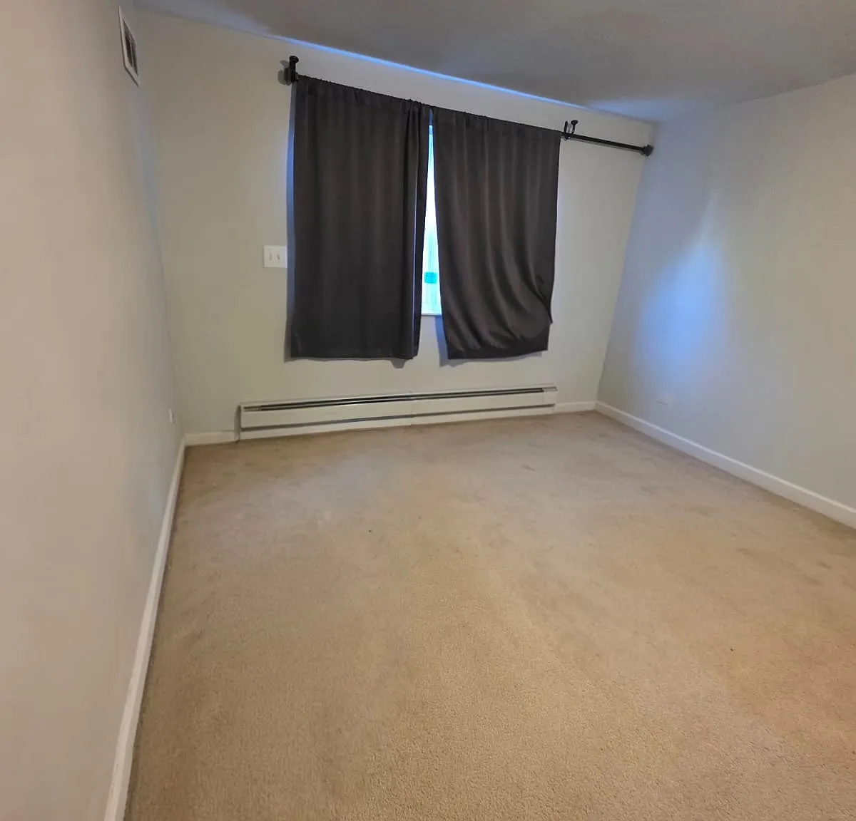 1 bed, 500 sqft, $975 — Photo 1