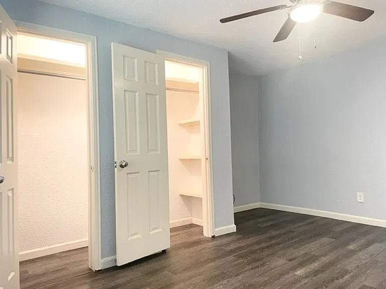 4522 Gaston Ave — Photo 8