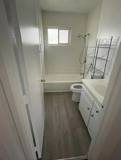 2482 Chanslor St #3 — Photo 8