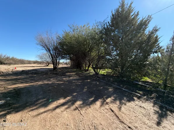 1055 N Pomerene Rd, Benson, AZ 85602