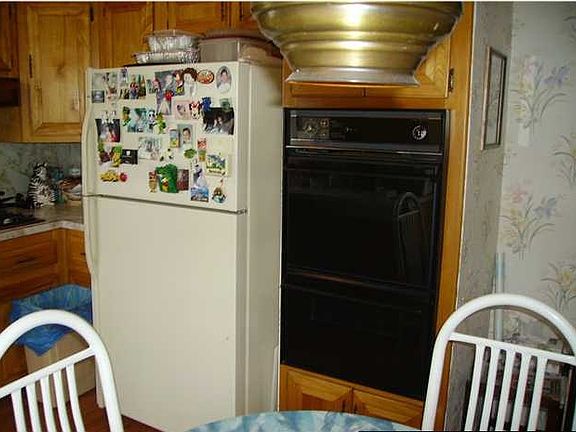 4th image of 552 Klondike Ave