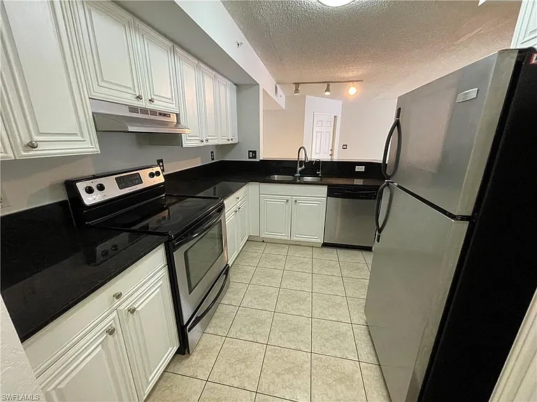 8265 Ibis Club Dr #603 — Photo 2