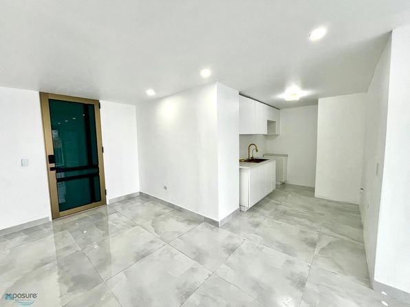 1248 Avenue Luis Vigoreaux, Guaynabo, PR 00966