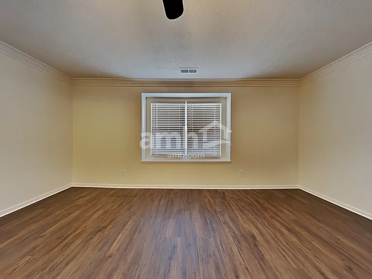 1273 Audubon Dr — Photo 8