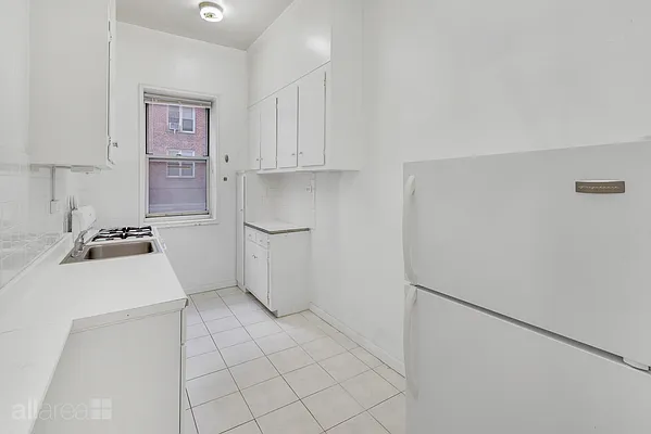 Rented by All Area Brokerage | media 24