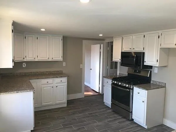 187 Beach St #1 — Photo 3