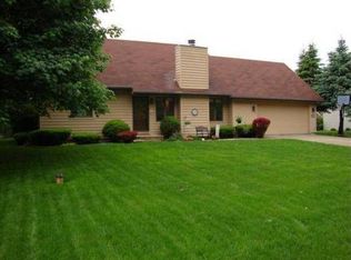 2906 Lake John Cir, Winona Lake, IN