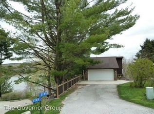 3745 Hiland Vw NE, North Liberty, IA 52317
