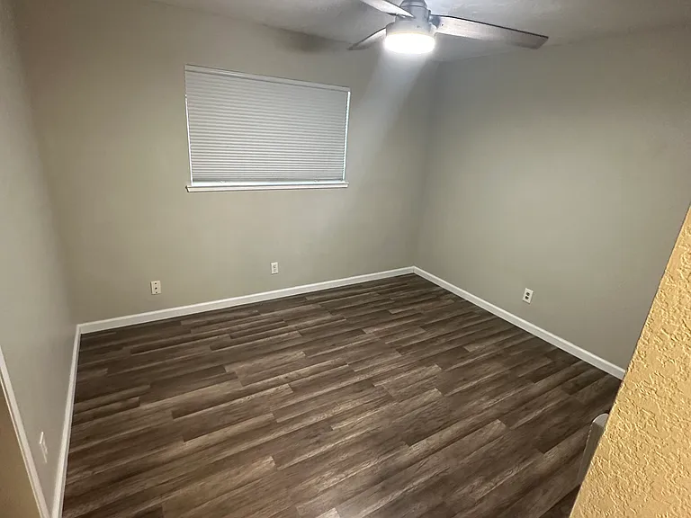 621 Tammi Way — Photo 6