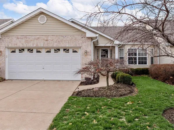 1113 Piepers Glen Ln, O'Fallon, MO 63366