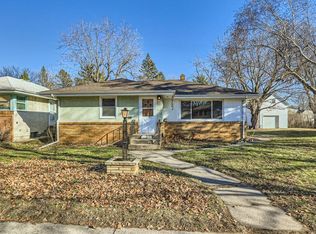 1284 Danforth St, Saint Paul, MN 55117