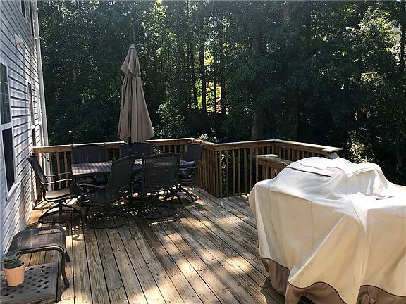 3rd image of 3545 Revere Cir