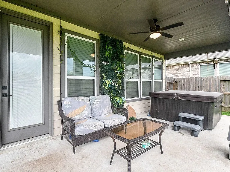 5027 Hickory Deer Ln — Photo 31