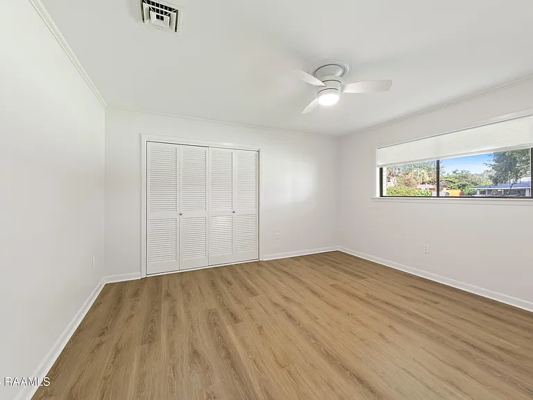 223 Stephanie Ave — Photo 18