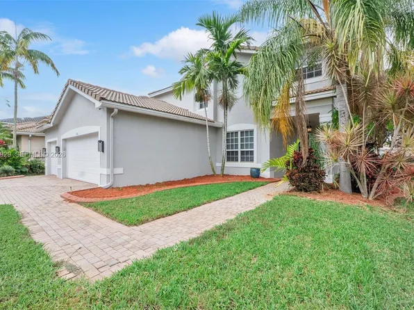 4588 SW 183rd Ave, Hollywood, FL 33029