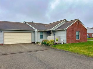 104 Brookstone Ct, Butler, PA 16001