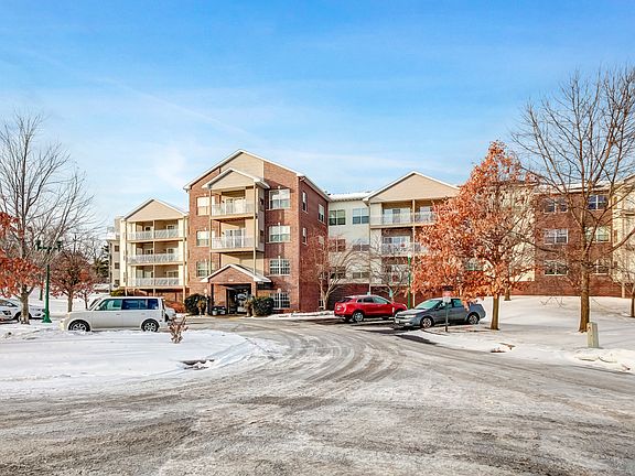 3rd image of 2231 Penn Pl APT 224