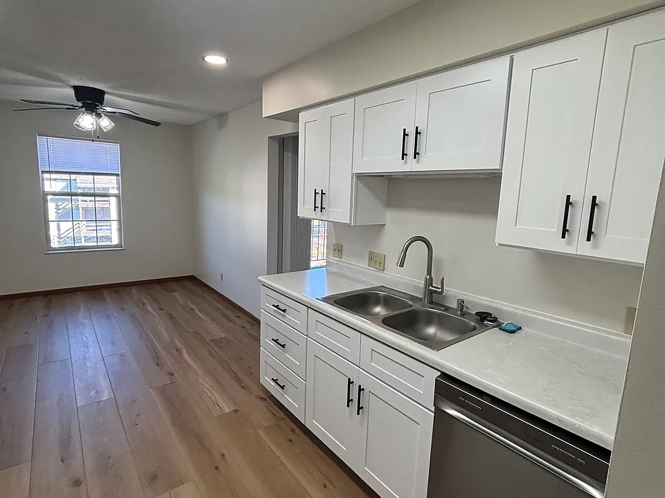 2360 Wapakoneta Ave #313