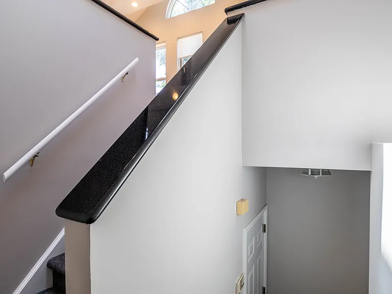 1063 N Wood St #PENTHOUSE — Photo 14
