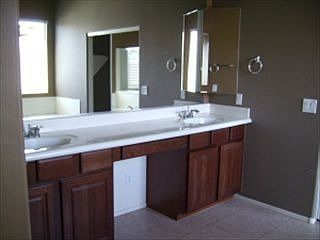 3rd image of 44043 W Caven Dr
