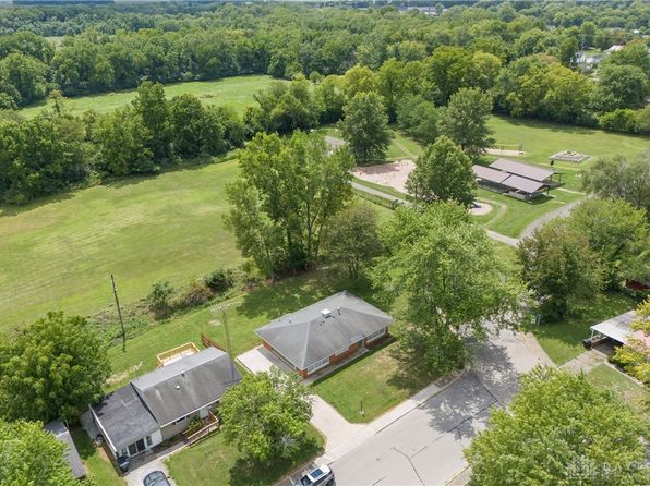 422 Marlena Dr, Wilmington, OH 45177