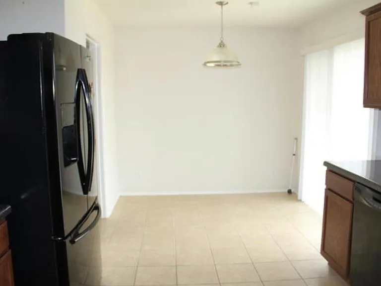 Kitchen/breakfast nook