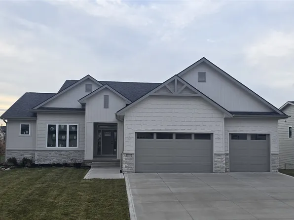 4640 Centennial Blvd, Urbandale, IA 50323