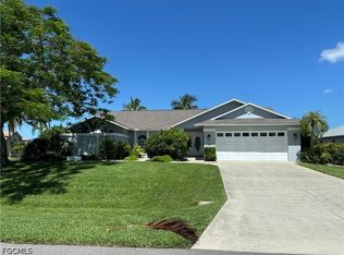 22 SE 10th Ave, Cape Coral, FL 33990