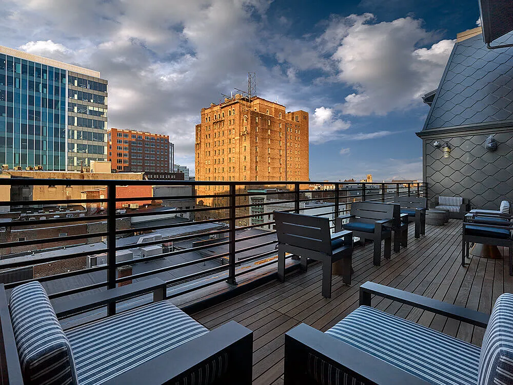 520 Lofts — Photo 4
