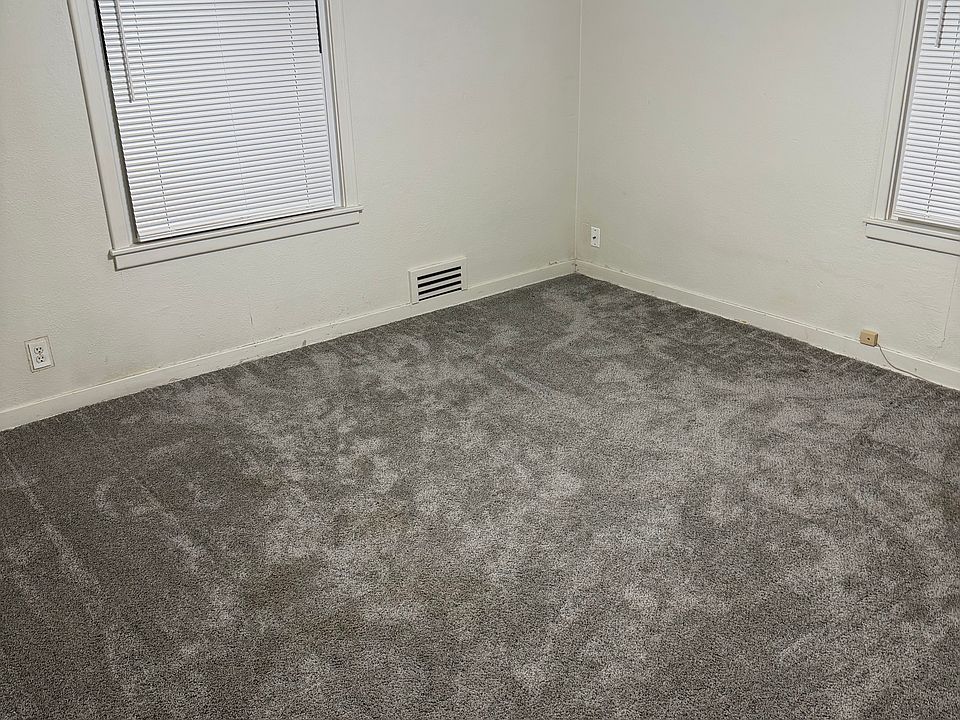 1st image of 2311 W Everett Ave #1