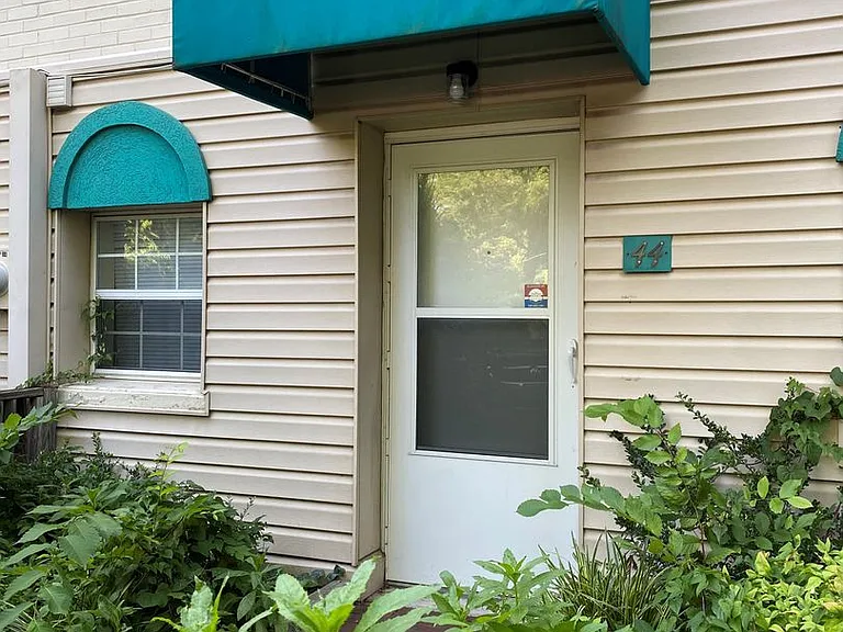 521 Bluff Ave SW — Photo 4