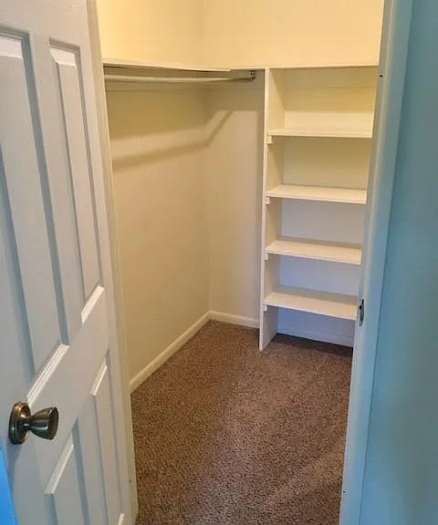 Edinboro Country Square Apartments — Photo 5
