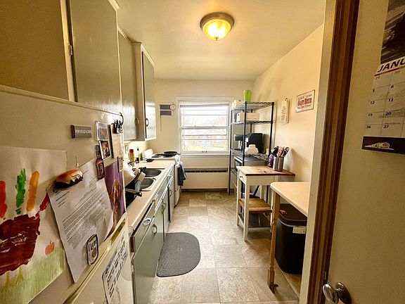 5th image of 2903 N Murray Ave #10