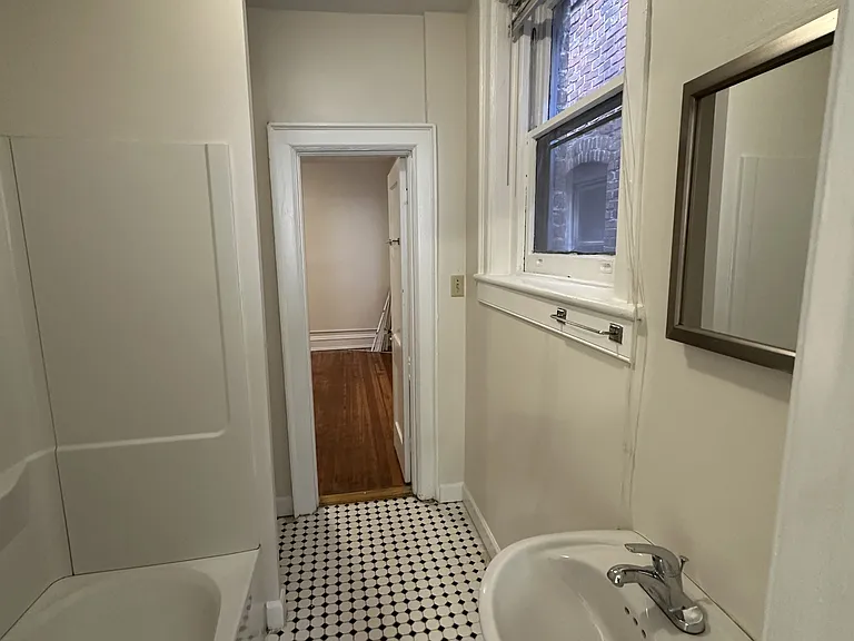 2902 Monument Ave #10 — Photo 17