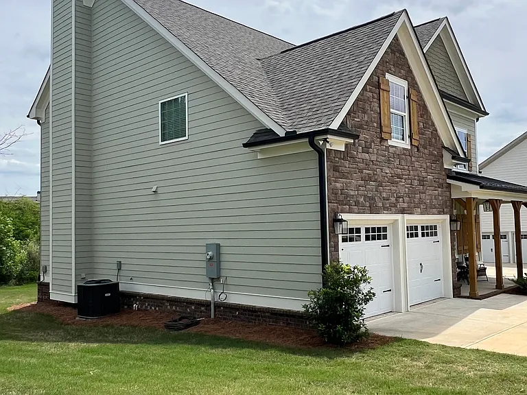 1525 Willow Creek Dr — Photo 3