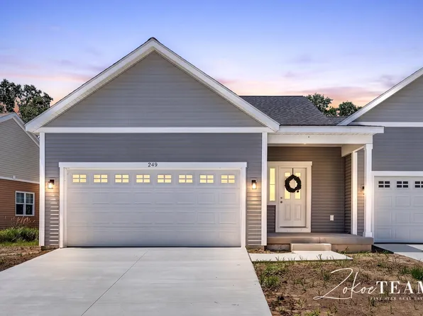 249 Hazelnut Dr, Coopersville, MI 49404