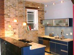 2722 W Crystal St #1, Chicago, IL