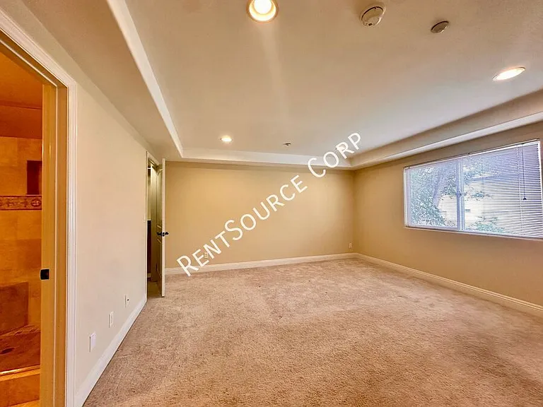 4220 Fair Ave #206 — Photo 15