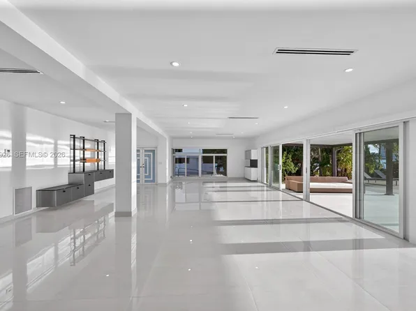 1101 S Shore Dr #1, Miami Beach, FL 33141