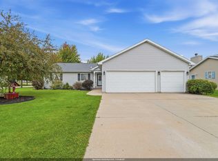 462 Rockrose Dr, Fond Du Lac, WI 54935