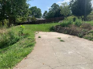 1103 Eastwood Dr, Fairmont, WV 26554