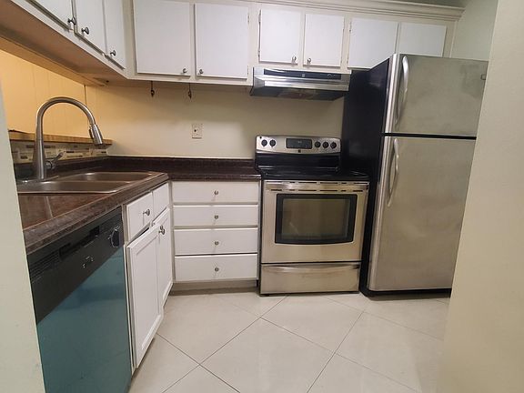 3rd image of 8000 SW 149th Ave APT A118